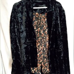 Women's Black Crushed Velvet Dress Coat it does not have floral liner Sz M